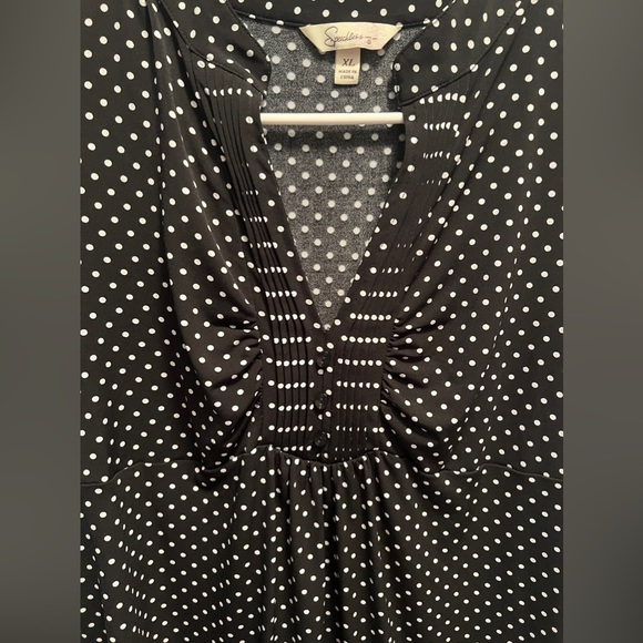 Black and white polka dot blouse - Picture 3 of 4
